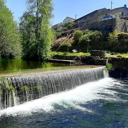 مزرعة للإقامة Casa Do Moinho Novo